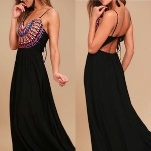 Lulu’s Black Embroidered Maxi Dress. Size small